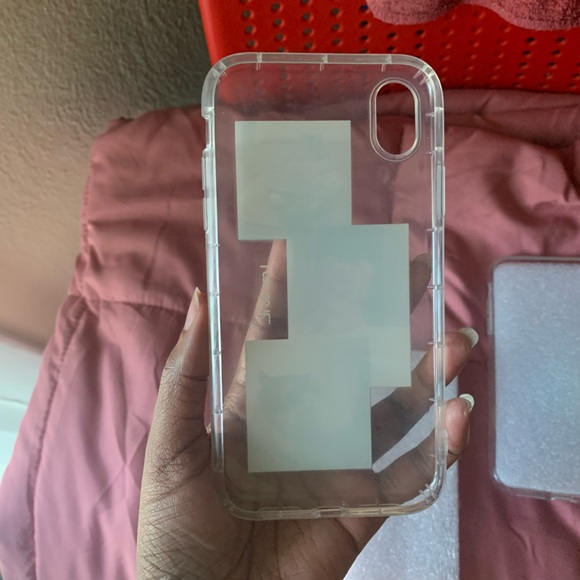 iPhone XR Cases - Picture 3 of 4